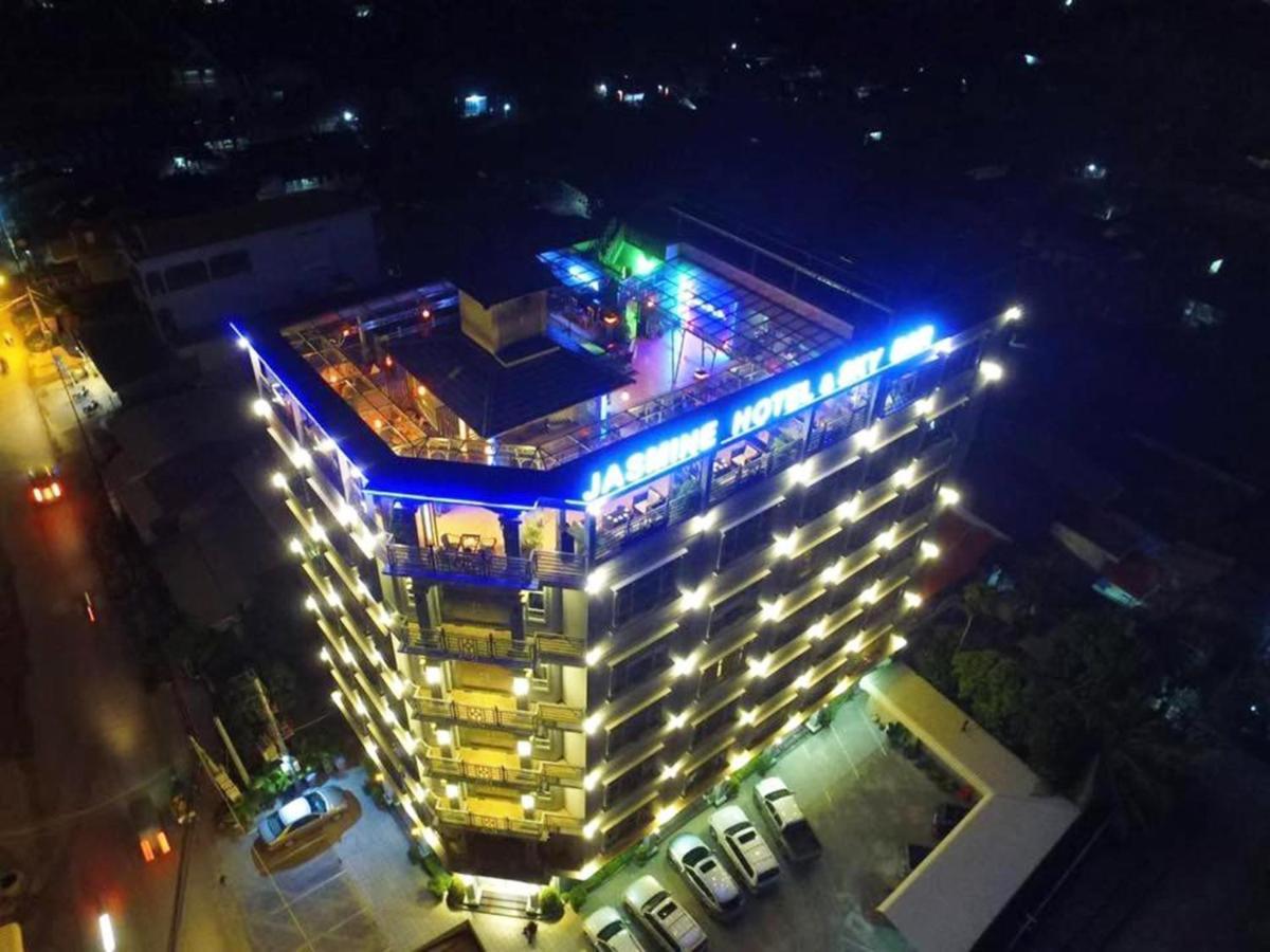 Jasmine Hotel& Sky Bar Battambang Exterior foto